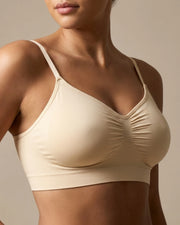 Novyre Luma Contour BH — sculpterende plus-size BH frontaal